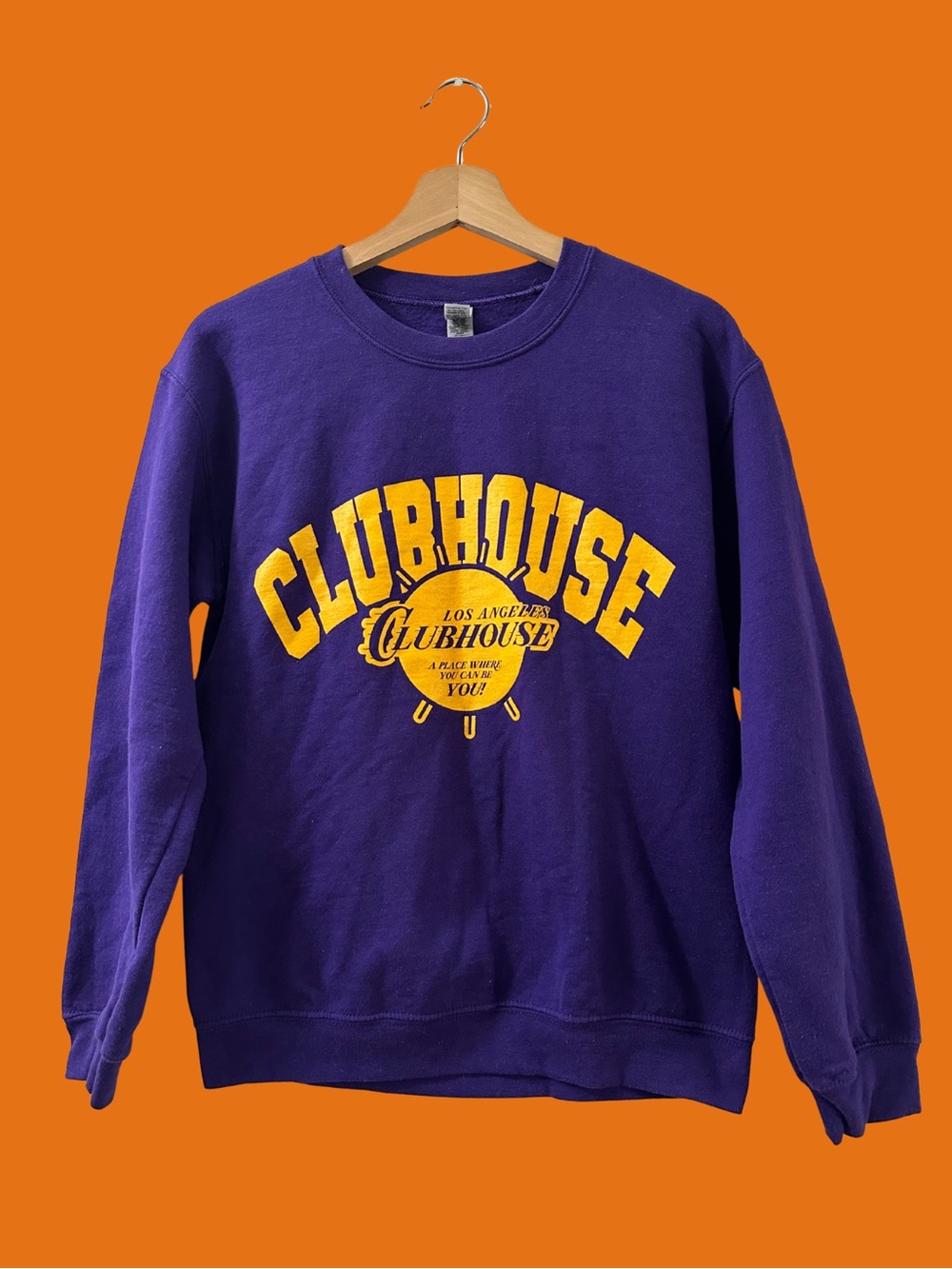 GILDAN Los Angeles Clubhouse Crewneck Purple Yellow SIZE SMALL Basketball Sports